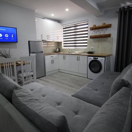 J&M Luxury Apartments Saranda Ngoại thất bức ảnh