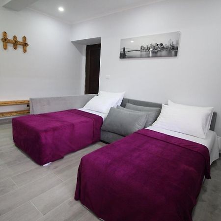 J&M Luxury Apartments Saranda Ngoại thất bức ảnh